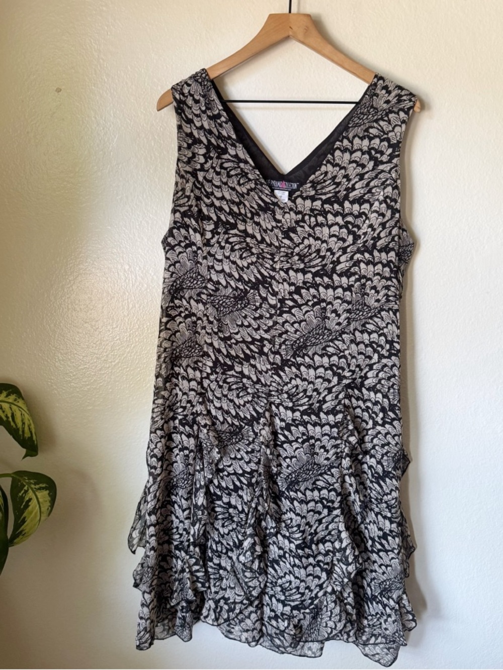 Pyramid Collection | Feathered Print Ruffled Lace Up Dress